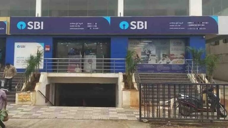 ১ অক্টোবর থেকে SBI-এর টাকা তোলার নিয়মে বড় বদল: জেনে নিন কারা প্রভাবিত হবেন