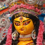 ভক্তি ও সংস্কৃতির মেলবন্ধন: মা মহাগৌরীর আবাহনে সেজে উঠেছে মহা অষ্টমী